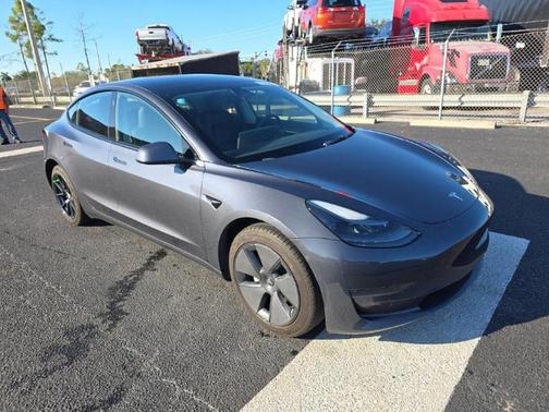 2023 Tesla Model 3 Standard Range