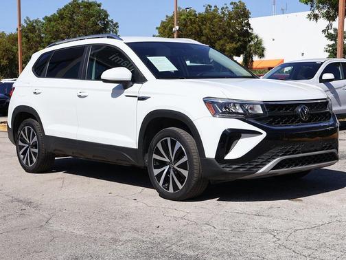 2022 Volkswagen Taos 1.5T SE