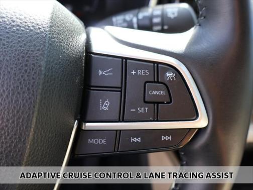 2023 Toyota Highlander Hybrid Platinum