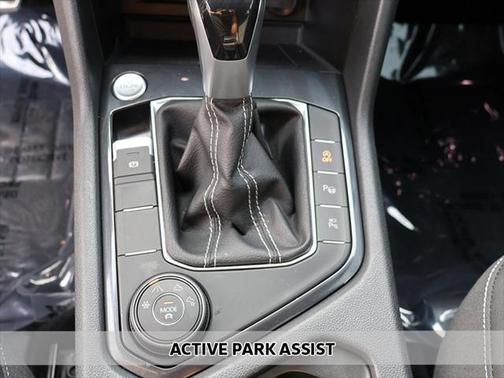 2022 Volkswagen Tiguan 2.0T SEL R-Line 4MOTION