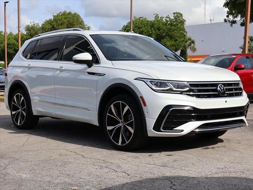 2022 Volkswagen Tiguan 2.0T SEL R-Line 4MOTION