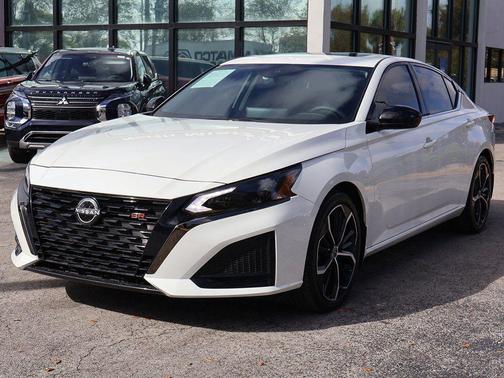 2024 Nissan Altima SR FWD