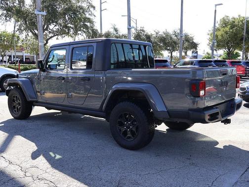 2021 Jeep Gladiator Willys 4x4