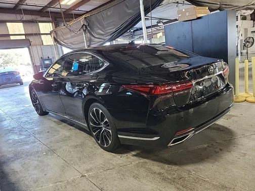 2023 Lexus LS 500 Base