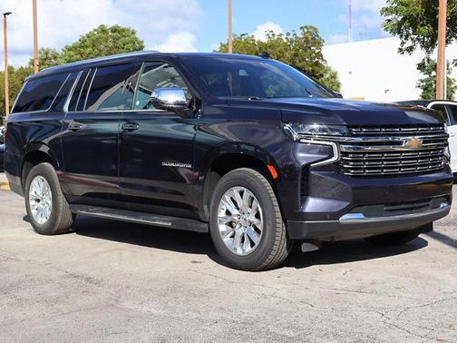 2023 Chevrolet Suburban Premier
