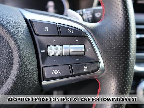 2023 Genesis G70 2.0T RWD