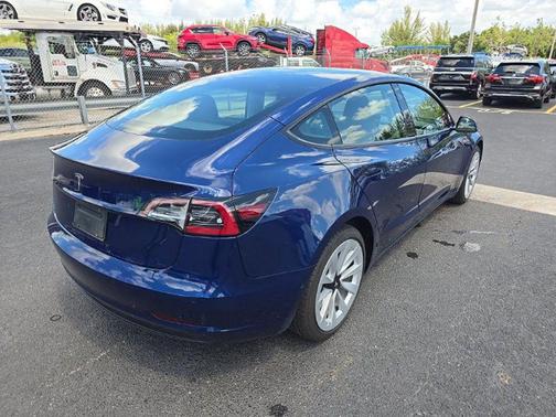 Deep Blue Metallic 2022 Tesla Model 3 Standard Range