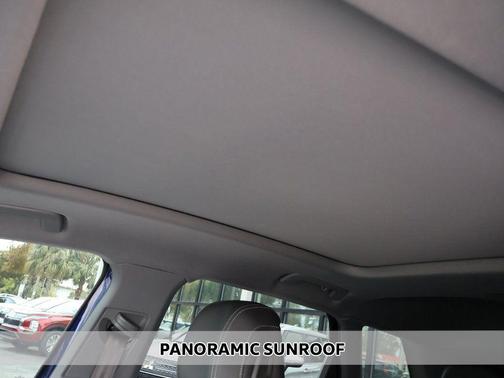 Navarra Blue Metallic 2023 Audi Q4 e-tron Premium Plus 40 RWD