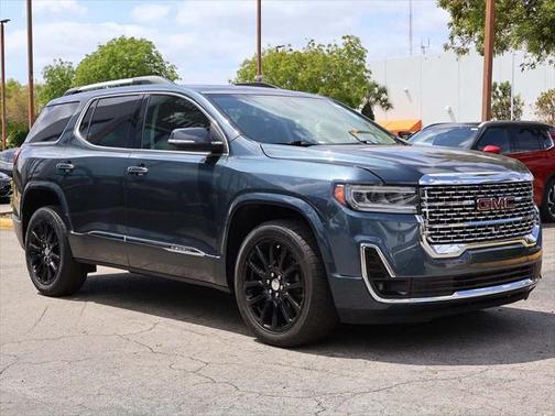 2020 GMC Acadia Denali