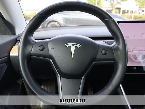 Red Multi-Coat 2018 Tesla Model 3 Long Range