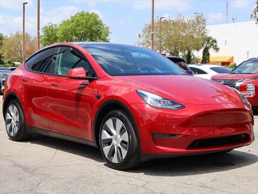 2023 Tesla Model Y Long Range Dual Motor All-Wheel Drive