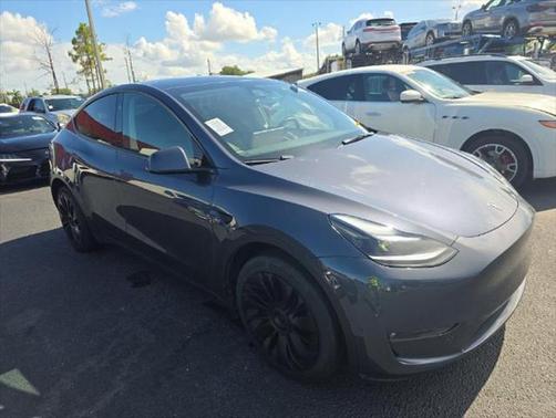 2023 Tesla Model Y Long Range Dual Motor All-Wheel Drive