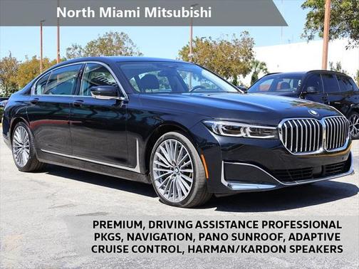 2022 BMW 740 i