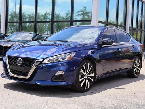 2021 Nissan Altima SR Intelligent AWD
