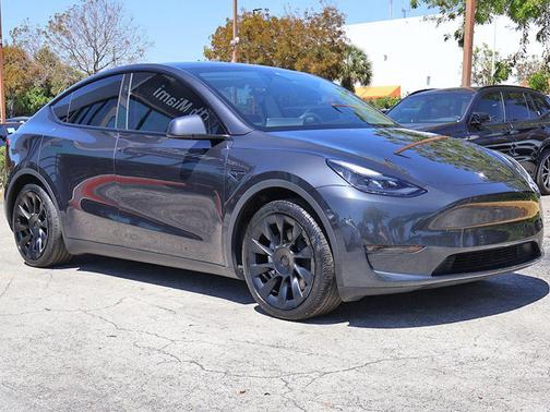 Stealth Grey 2024 Tesla Model Y Long Range Dual Motor All-Wheel Drive