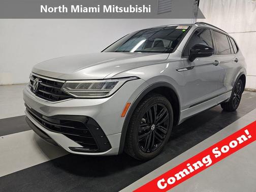 2022 Volkswagen Tiguan 2.0T SE R-Line Black