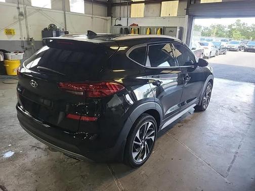 2020 Hyundai TUCSON Sport