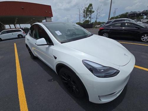 2021 Tesla Model Y Long Range Dual Motor All-Wheel Drive