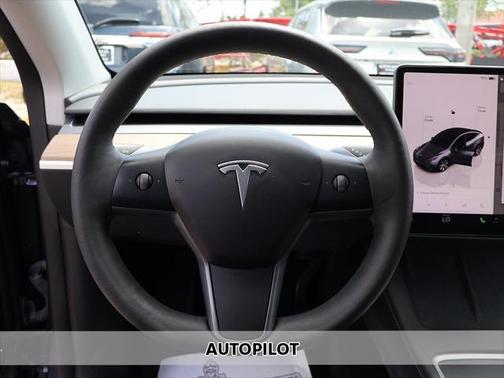 2023 Tesla Model Y RWD