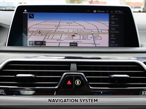 2022 BMW 740 i