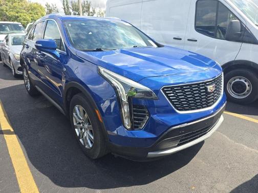 2021 Cadillac XT4 Premium Luxury