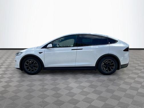Pearl White Multi-Coat 2023 Tesla Model X Standard Range