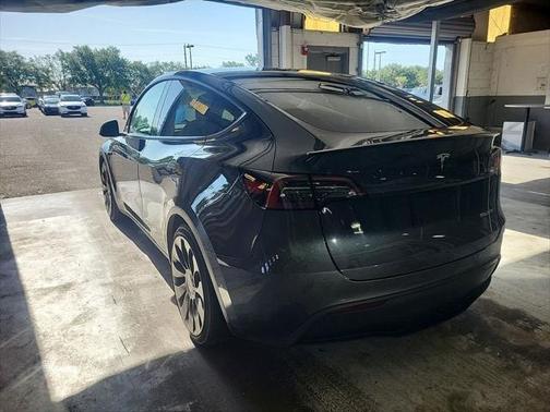 2022 Tesla Model Y Performance Dual Motor All-Wheel Drive
