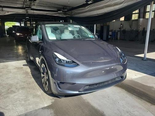 2022 Tesla Model Y Performance Dual Motor All-Wheel Drive