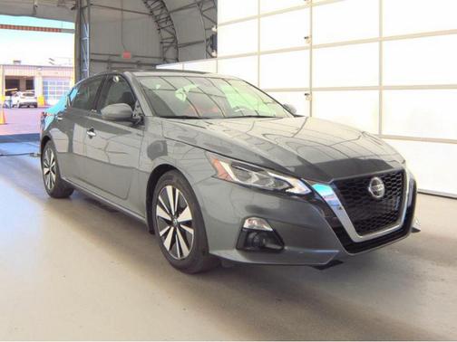 2022 Nissan Altima 2.5 SL