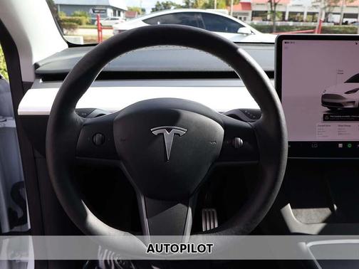 2023 Tesla Model Y Performance Dual Motor All-Wheel Drive