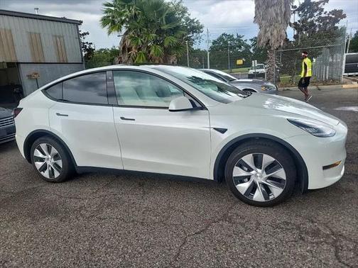 2020 Tesla Model Y Long Range Dual Motor All-Wheel Drive