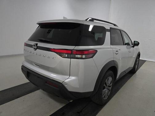 2025 Nissan Pathfinder SV FWD