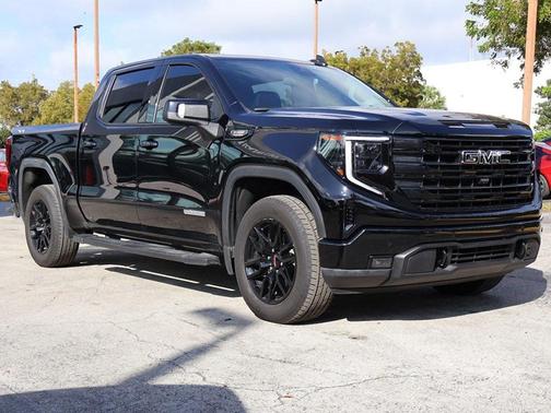 2025 GMC Sierra 1500 Elevation