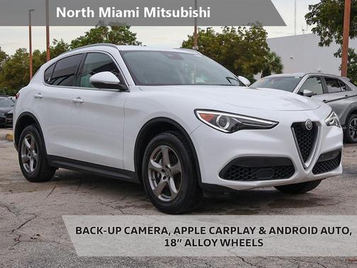 2021 Alfa Romeo Stelvio Base
