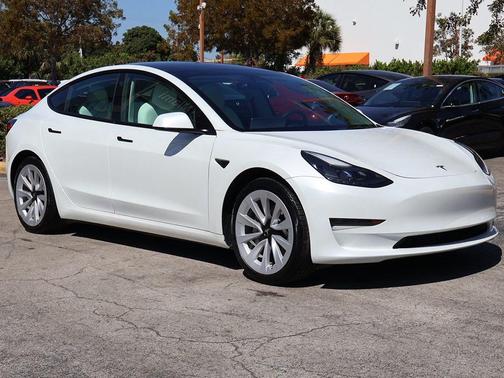 2023 Tesla Model 3 Standard Range