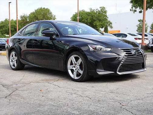 2018 Lexus IS 300 Base
