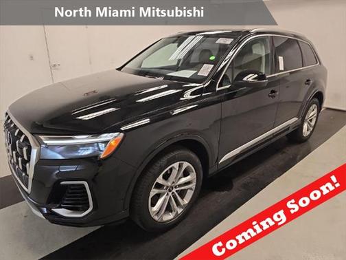 2025 Audi Q7 55 Premium Plus