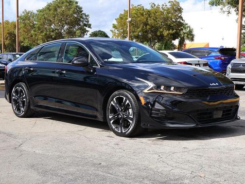 2022 Kia K5 GT-Line
