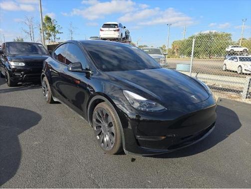 2023 Tesla Model Y Performance Dual Motor All-Wheel Drive