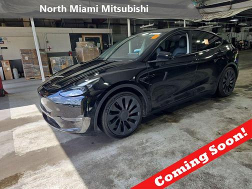 Solid Black 2022 Tesla Model Y Performance Dual Motor All-Wheel Drive