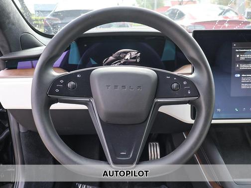 2022 Tesla Model S Base