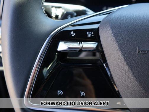 2024 Cadillac LYRIQ Tech