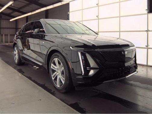 2024 Cadillac LYRIQ Tech