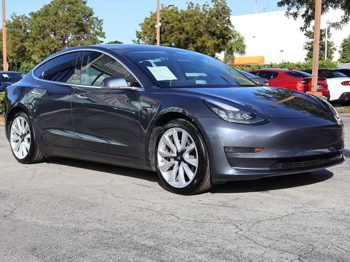 2020 Tesla Model 3 Standard Range Plus