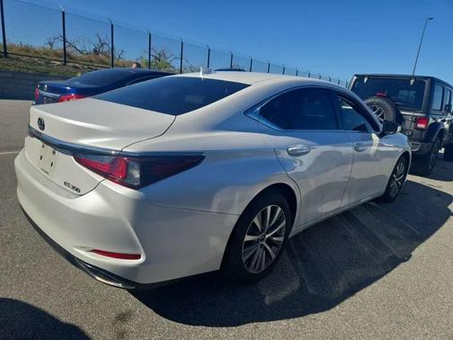 2020 Lexus ES 350 Base