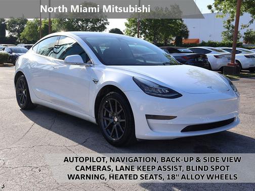 Pearl White Multi-Coat 2019 Tesla Model 3 Long Range
