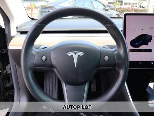 2019 Tesla Model 3 Standard Range