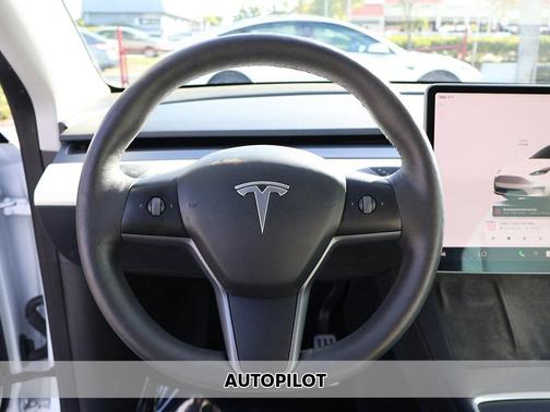 2023 Tesla Model Y Performance Dual Motor All-Wheel Drive
