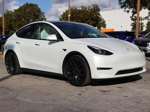 2023 Tesla Model Y Performance Dual Motor All-Wheel Drive