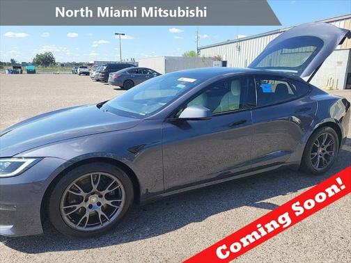 2022 Tesla Model S Base